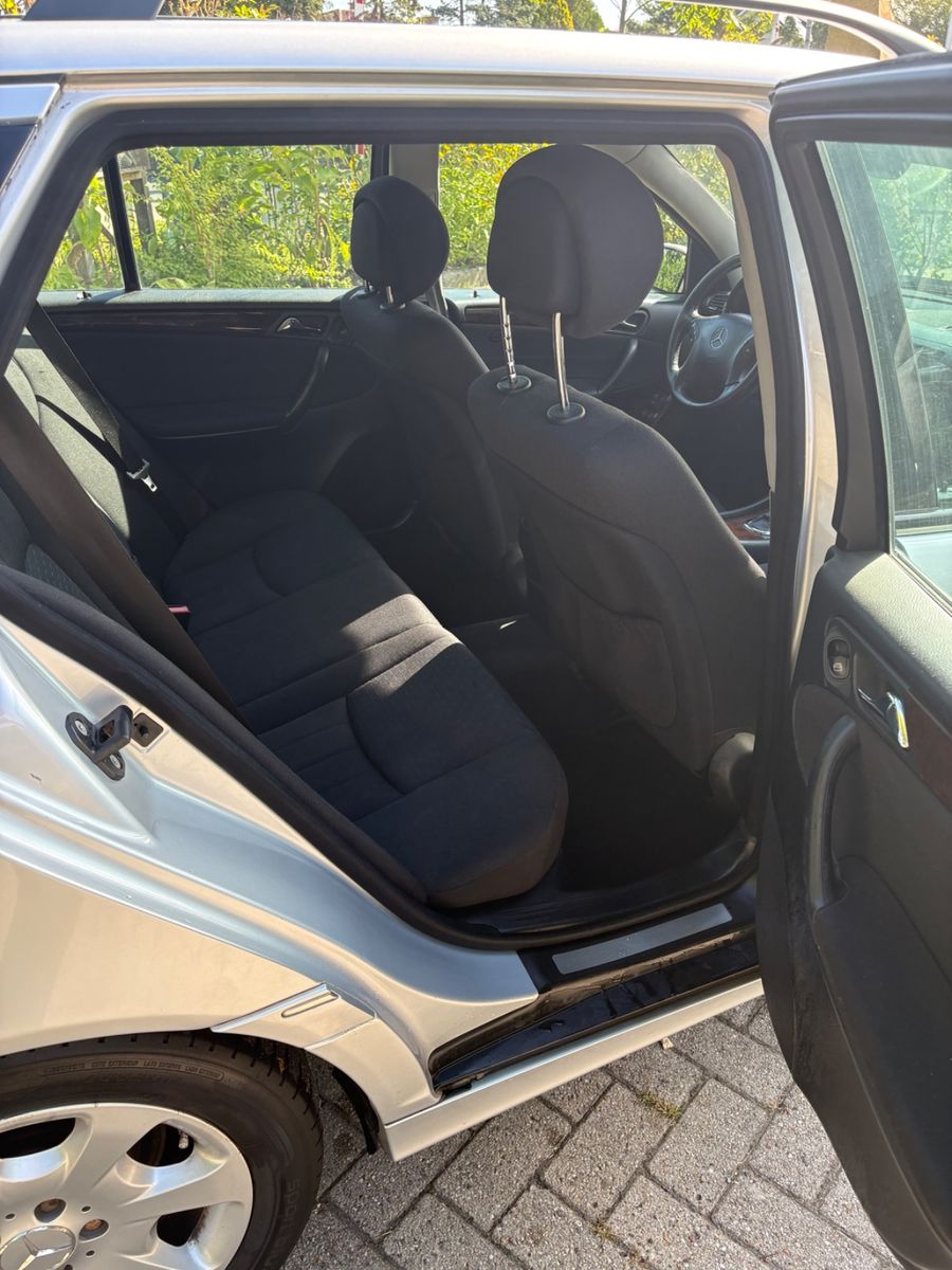 Foto 8 van MERCEDES-BENZ C 220