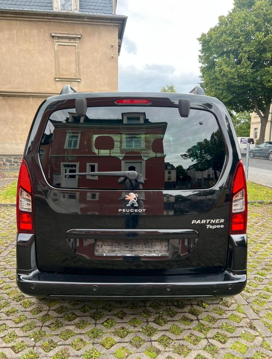 Peugeot Partner 1.6/Panorama/Tempomat/1-Hand