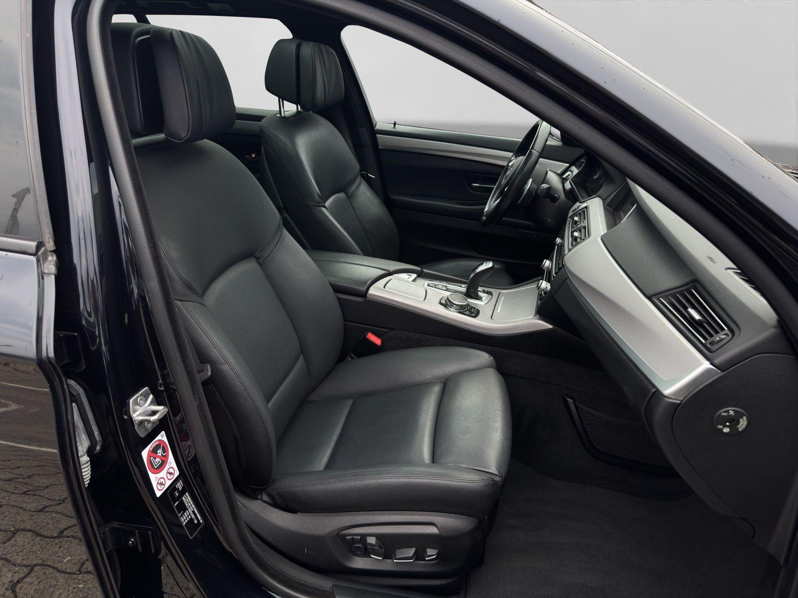 BMW 530 xD Touring M SPORTPAKET AHK PANO LEDER