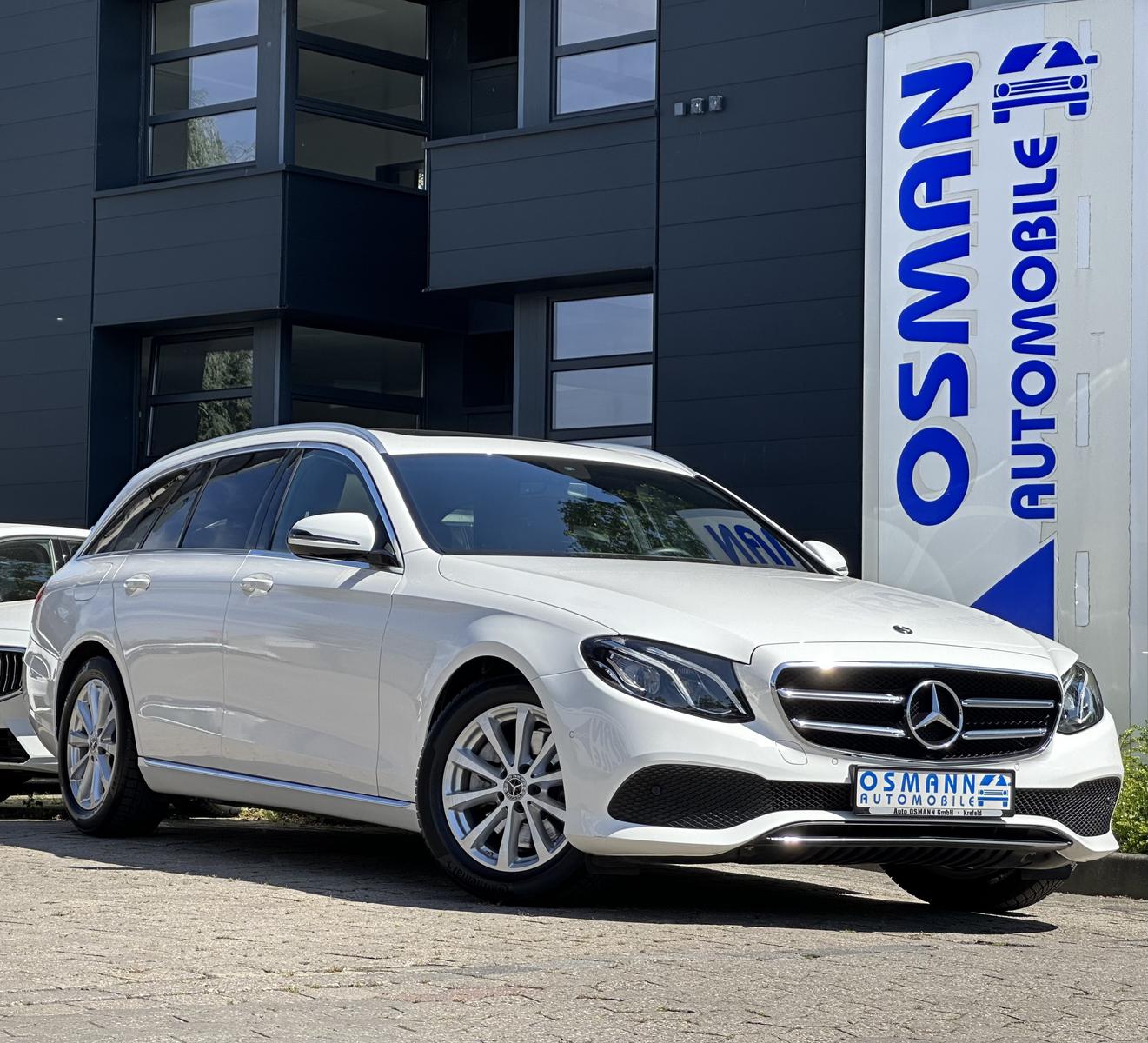 Mercedes-Benz E 200 T 9G-TRONIC Avantgarde/LED HighPerformance