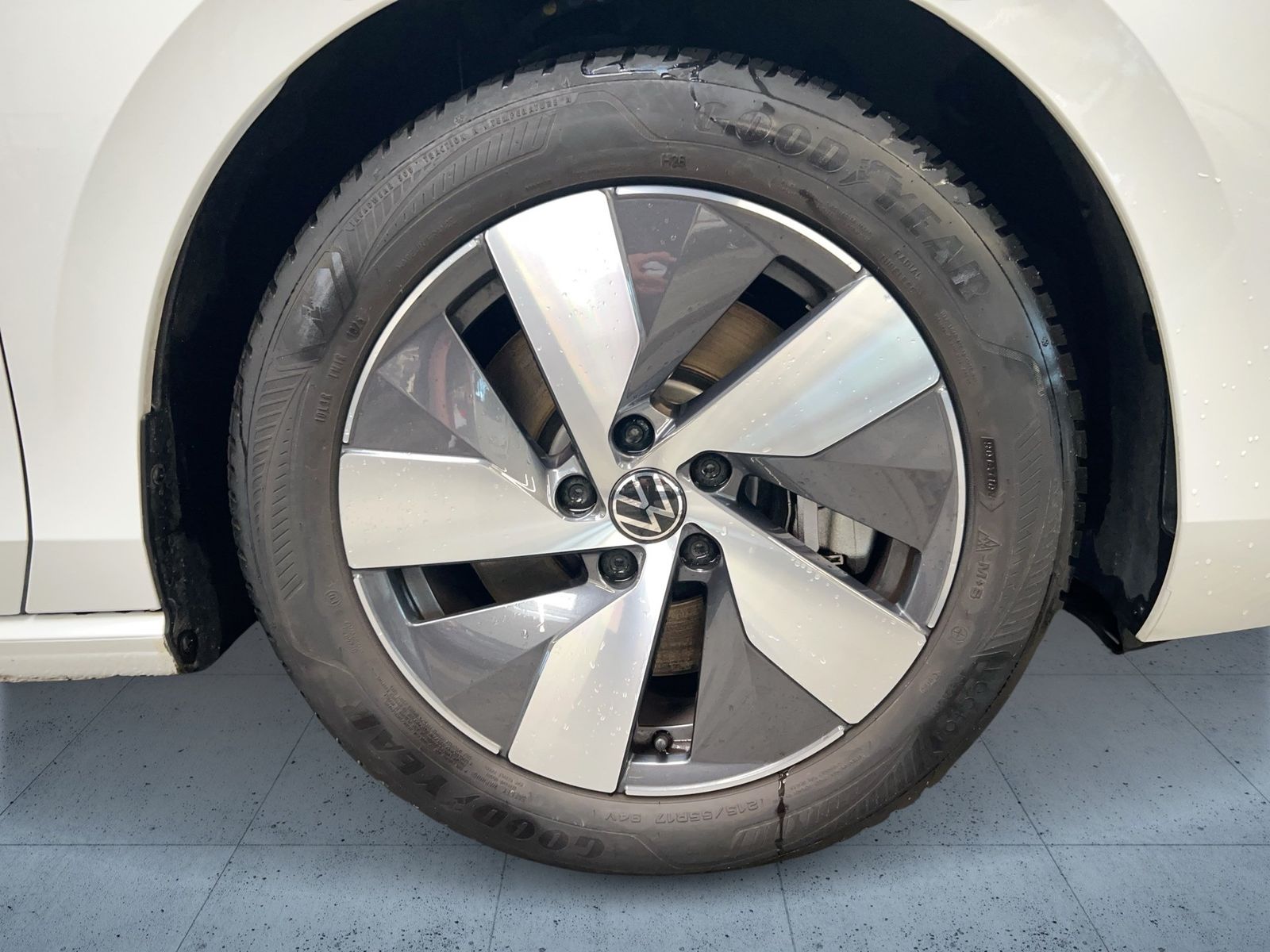 Volkswagen Passat Variant - Bild 7