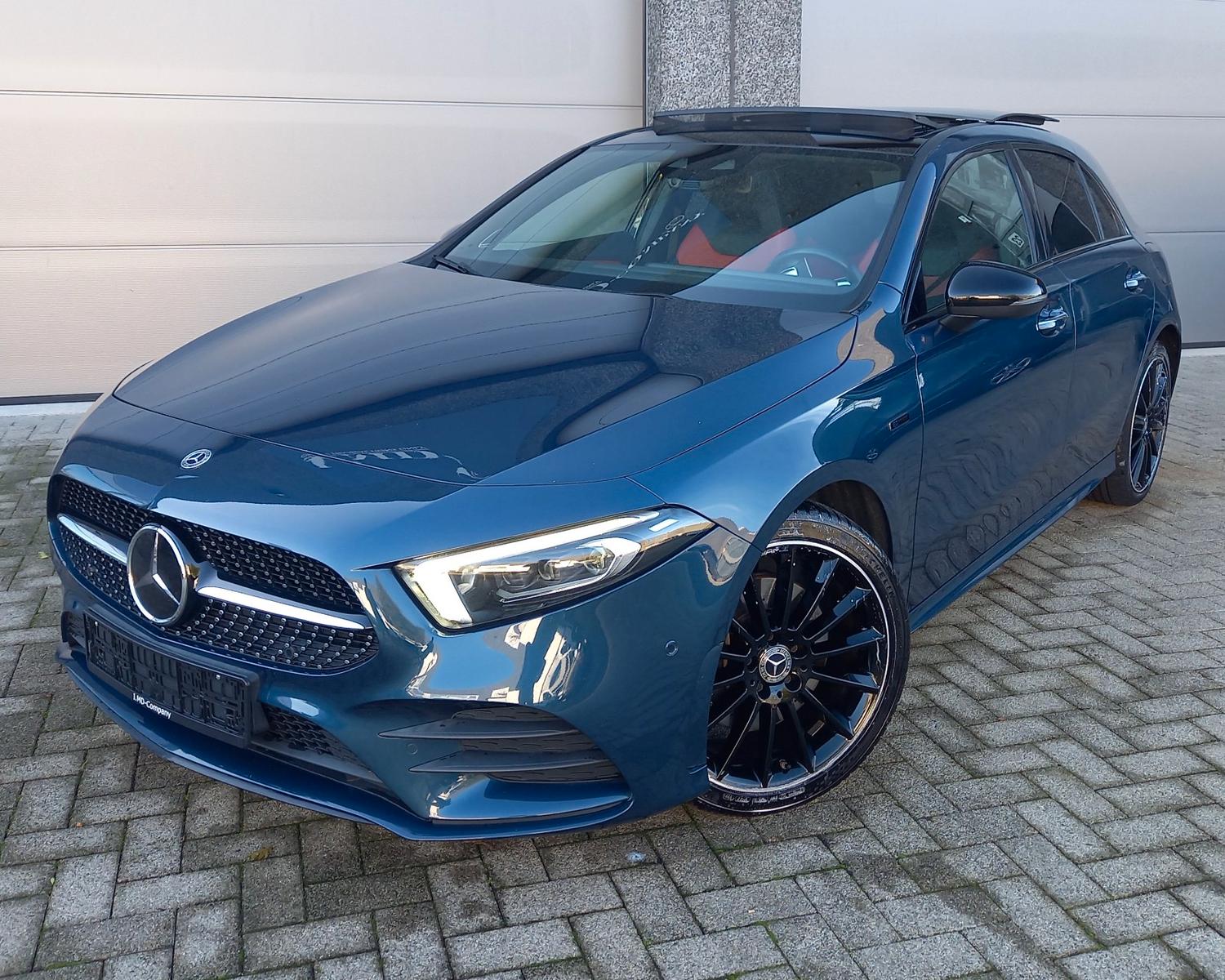 Mercedes-Benz A AMG LINE A250e 8G-DCT AMBI*LEDER*MBEAM*PANO*19