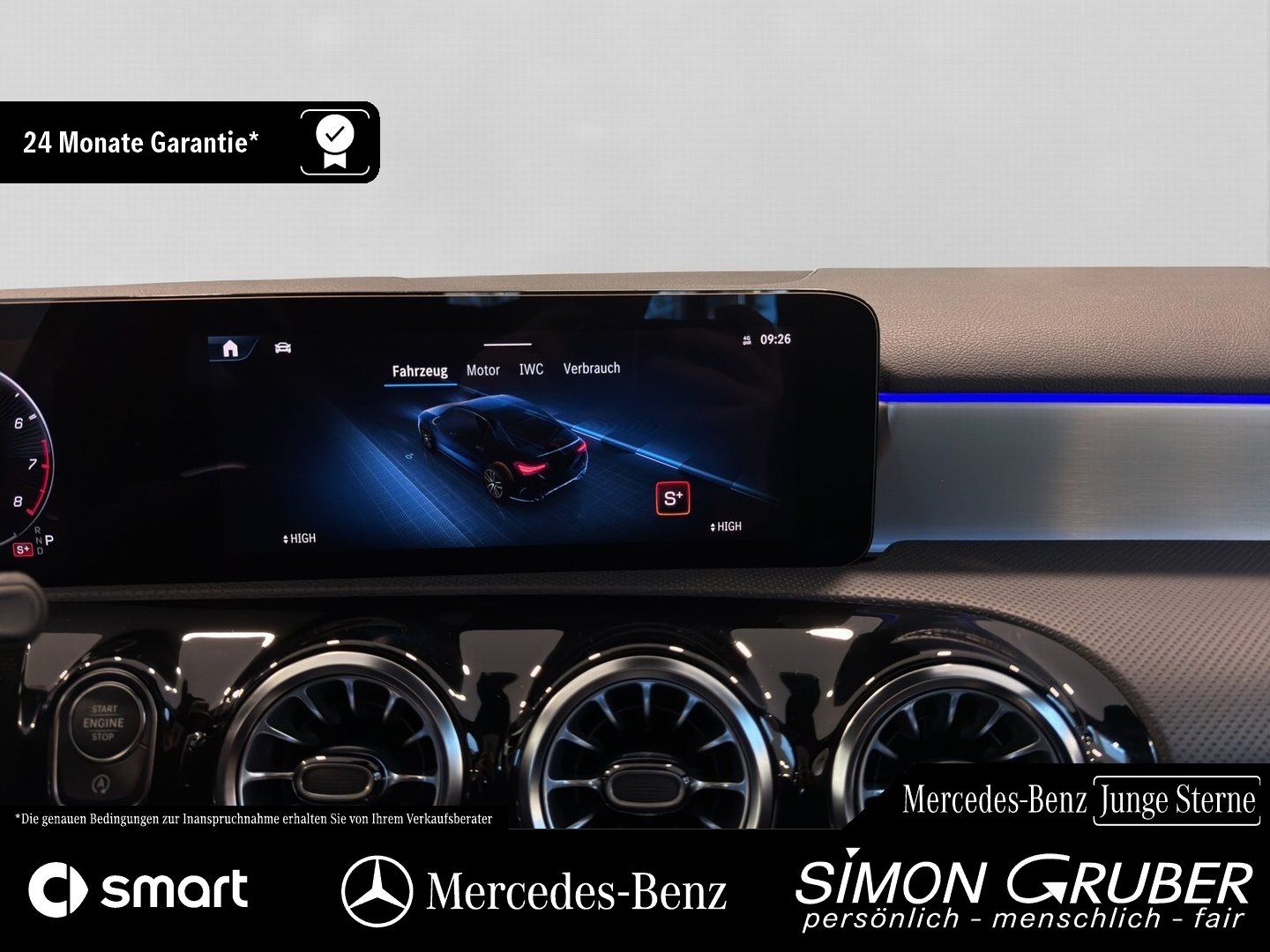 Fahrzeugabbildung Mercedes-Benz A 35 4M Limo AMG Night Pano HUD Burm MBeam