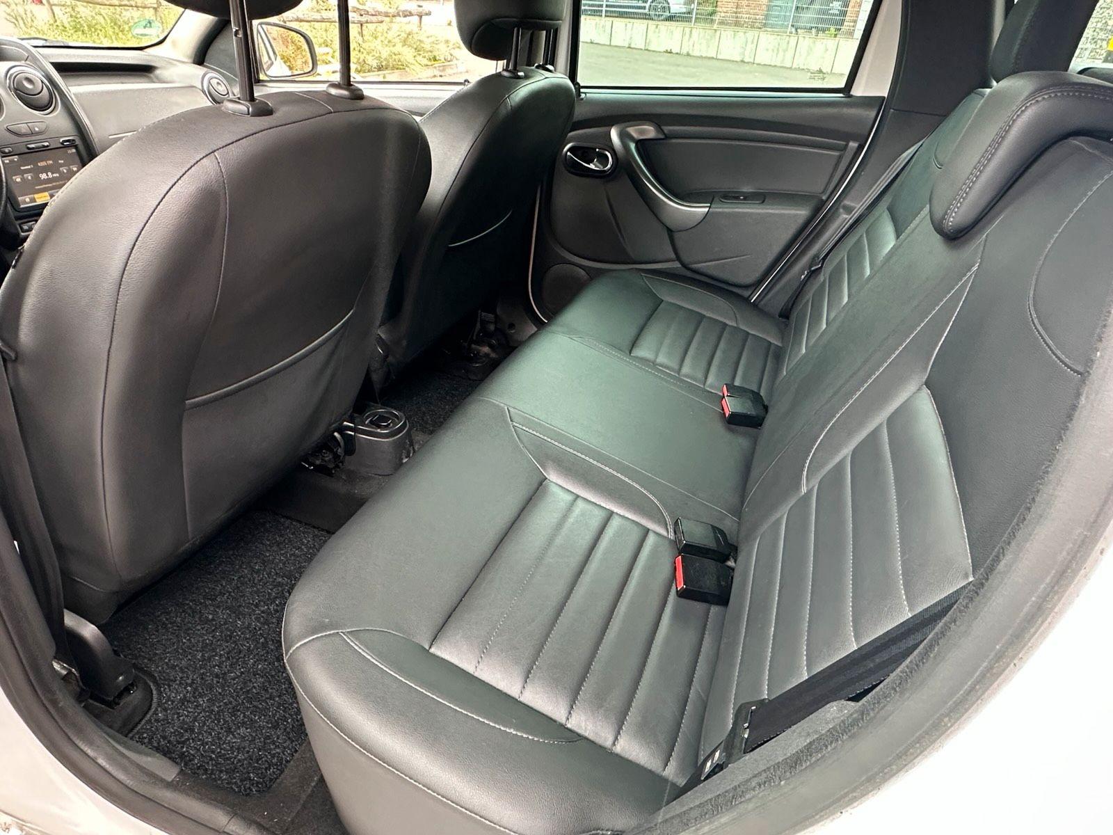 Dacia Duster 2015 — photo 14