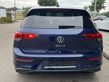 Volkswagen Golf - 6
