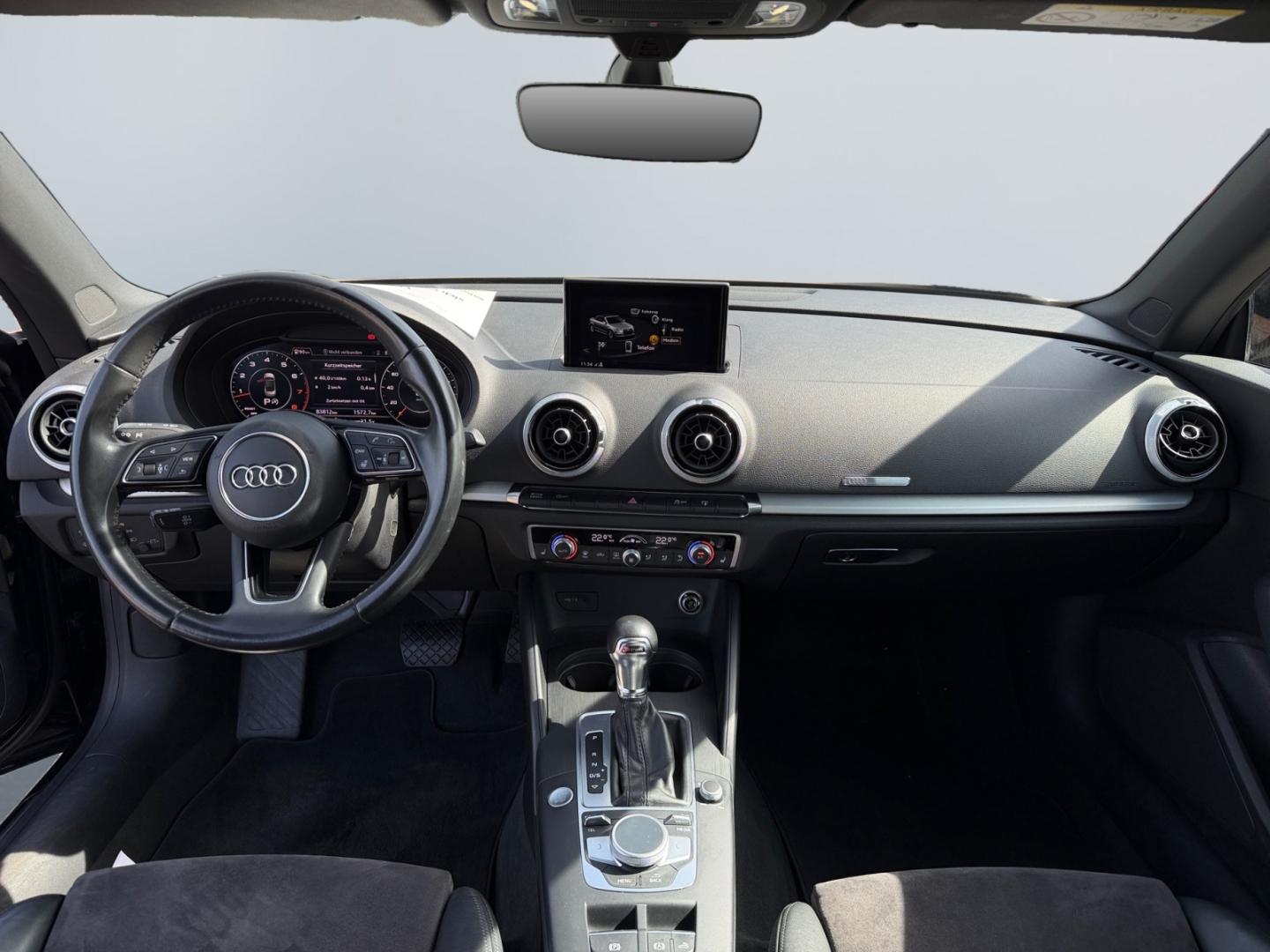 Audi A3 Cabriolet 1.4 TFSI sport *Alcantara*SHZ*PDC*