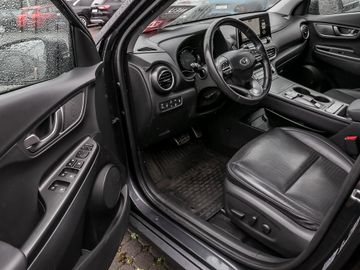 Hyundai Kona Premium Elektro 2WD Stauassistent Kamera