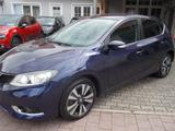 Nissan Pulsar Acenta - blaue Nissan Pulsar