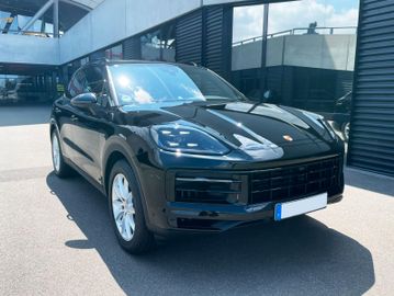 Porsche Cayenne - 1