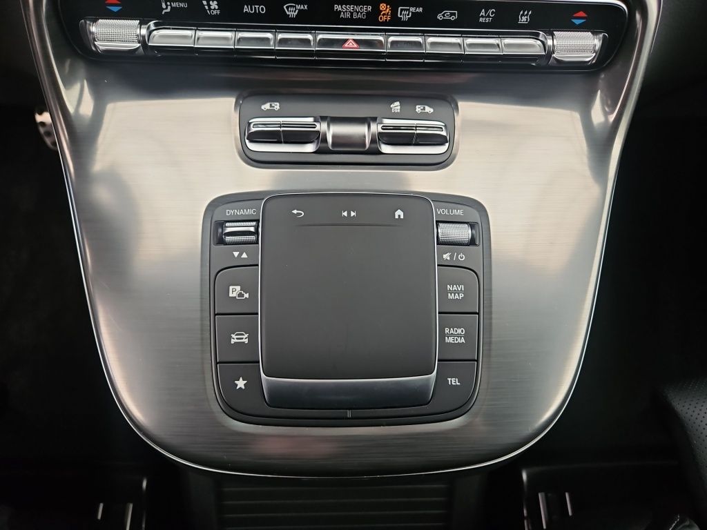 Fahrzeugabbildung Mercedes-Benz V 300 EXCLUSIVE lang 4x4 6x SHZ+Belüftg. 2,5tAHK