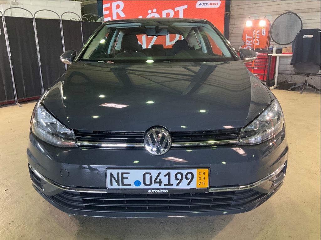 Image of Volkswagen Golf