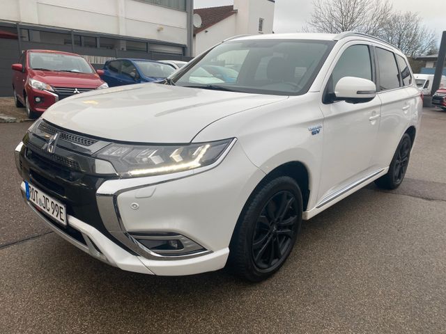 Mitsubishi Outlander PHEV Spirit + / 4WD AHK