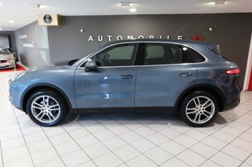 Porsche Cayenne - 4