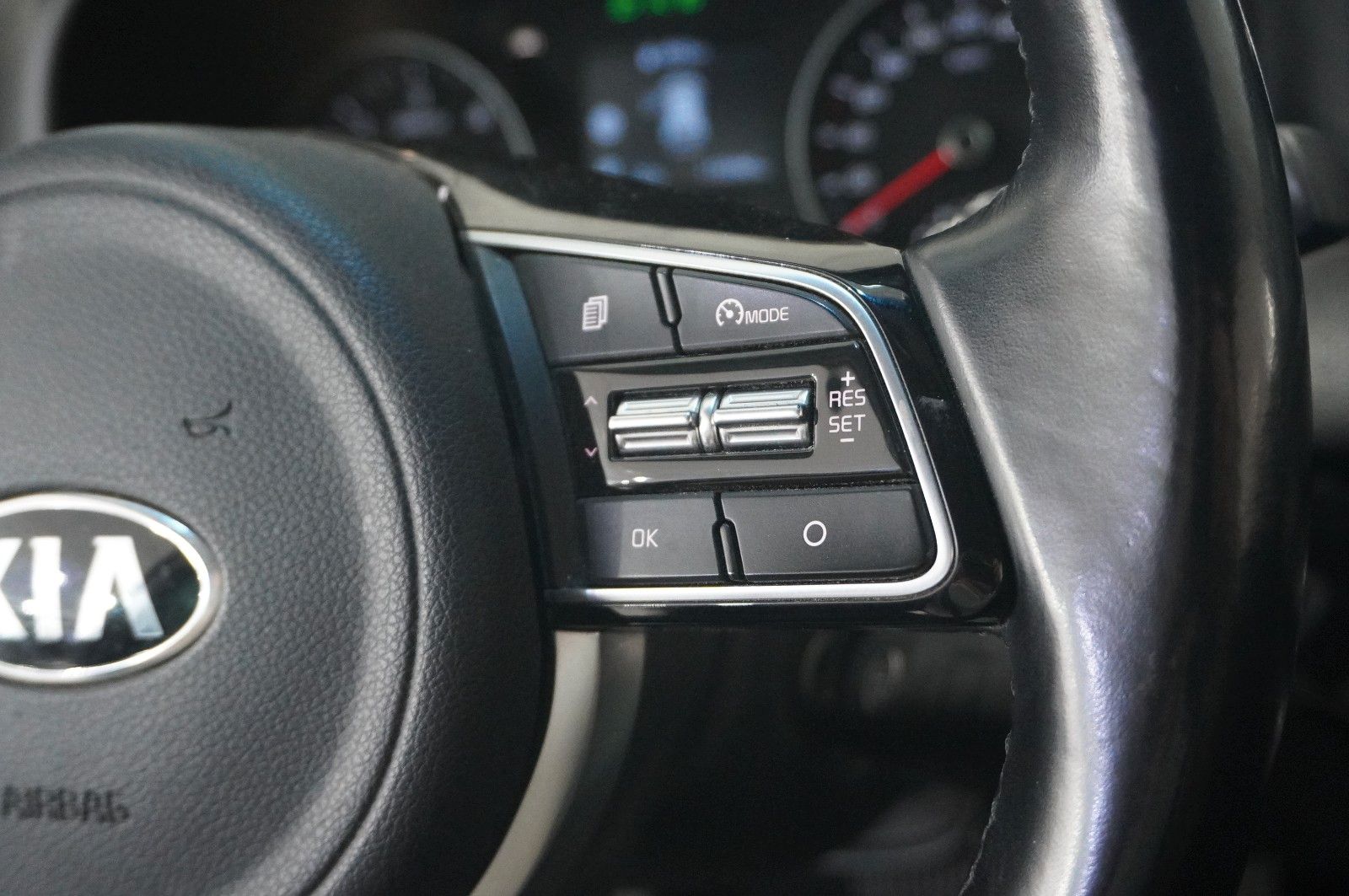 Fahrzeugabbildung Kia Sportage 1.6 CRDI 2WD DCT NAVI/LED/KAMERA/SH/AHK