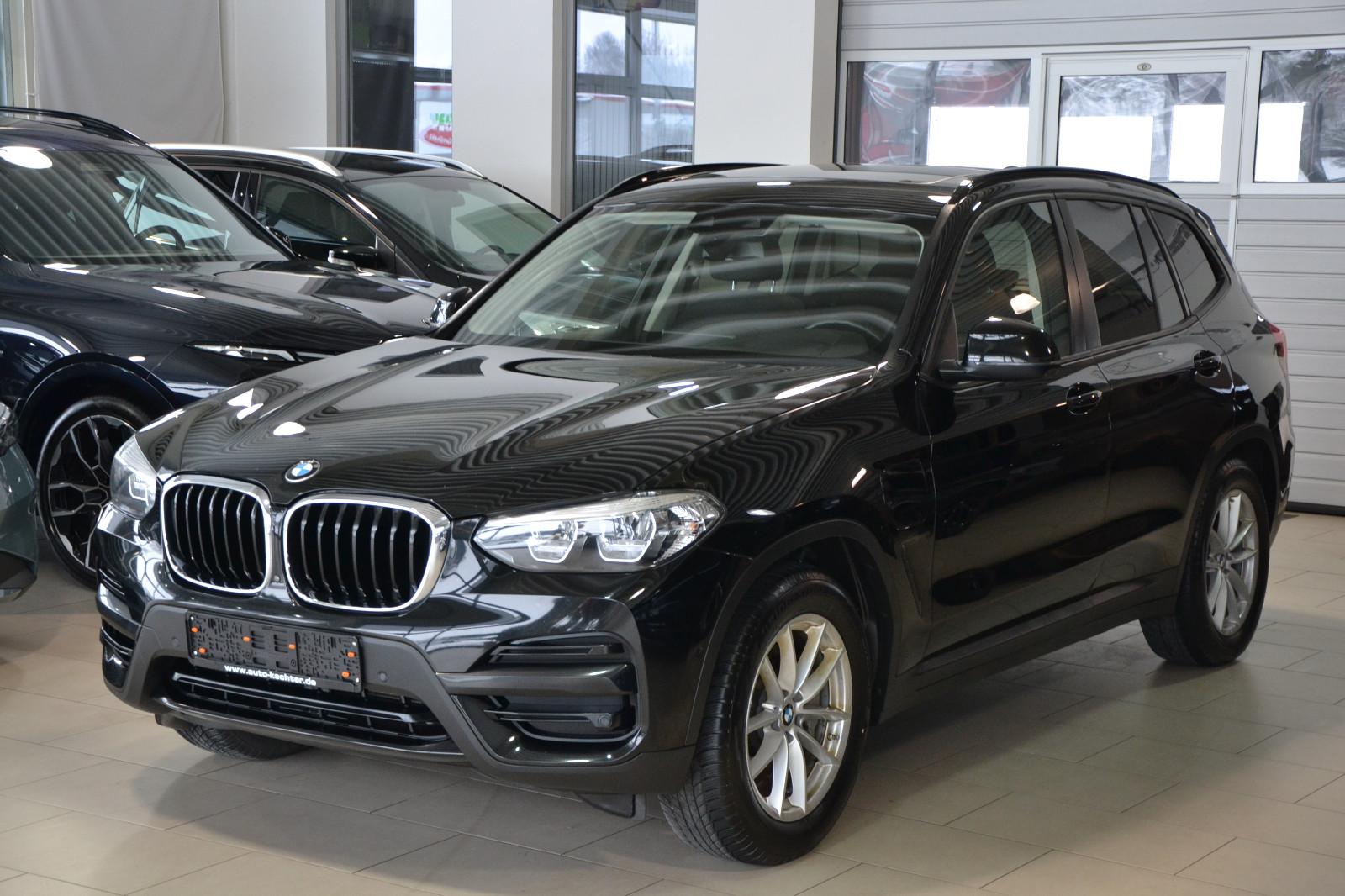 BMW X3 xDrive 30e Pano/HUD/AHK/Komfortz./PA+/Dr.Ass.
