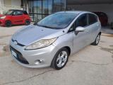 Ford Fiesta 1.4 TDCi 5p. Ghia - Ford Fiesta aus 2009: Ghia