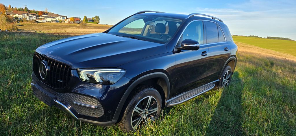 Image of Mercedes-Benz GLE 300