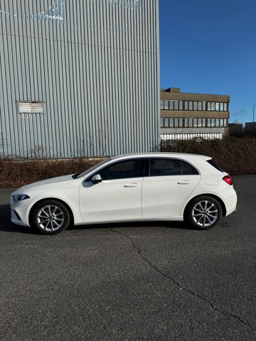 MERCEDES-BENZ A 220 DCT - NEU Großer Service 