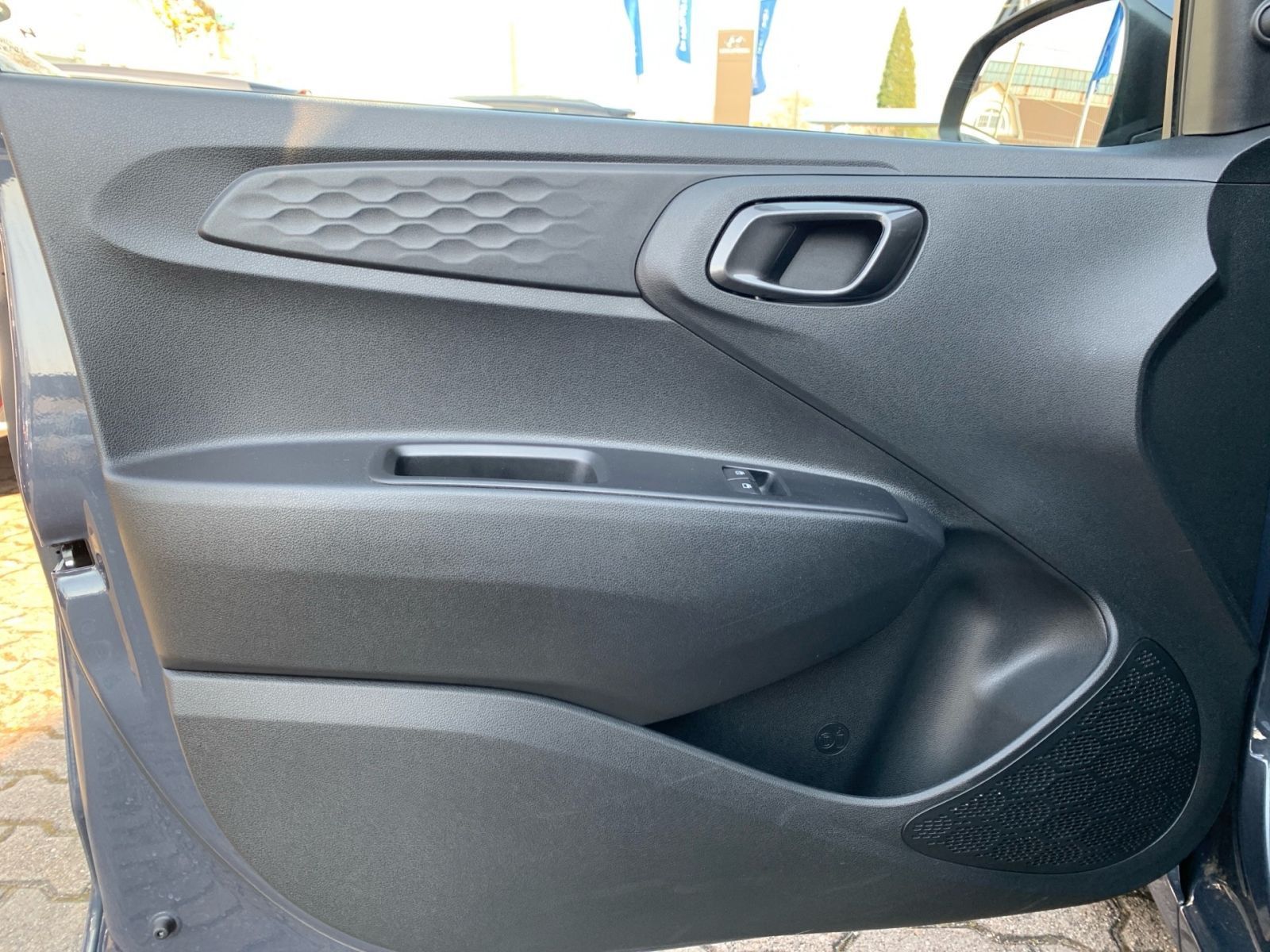 Fahrzeugabbildung Hyundai i10 1.0 Select Navi Kamera Allwetter