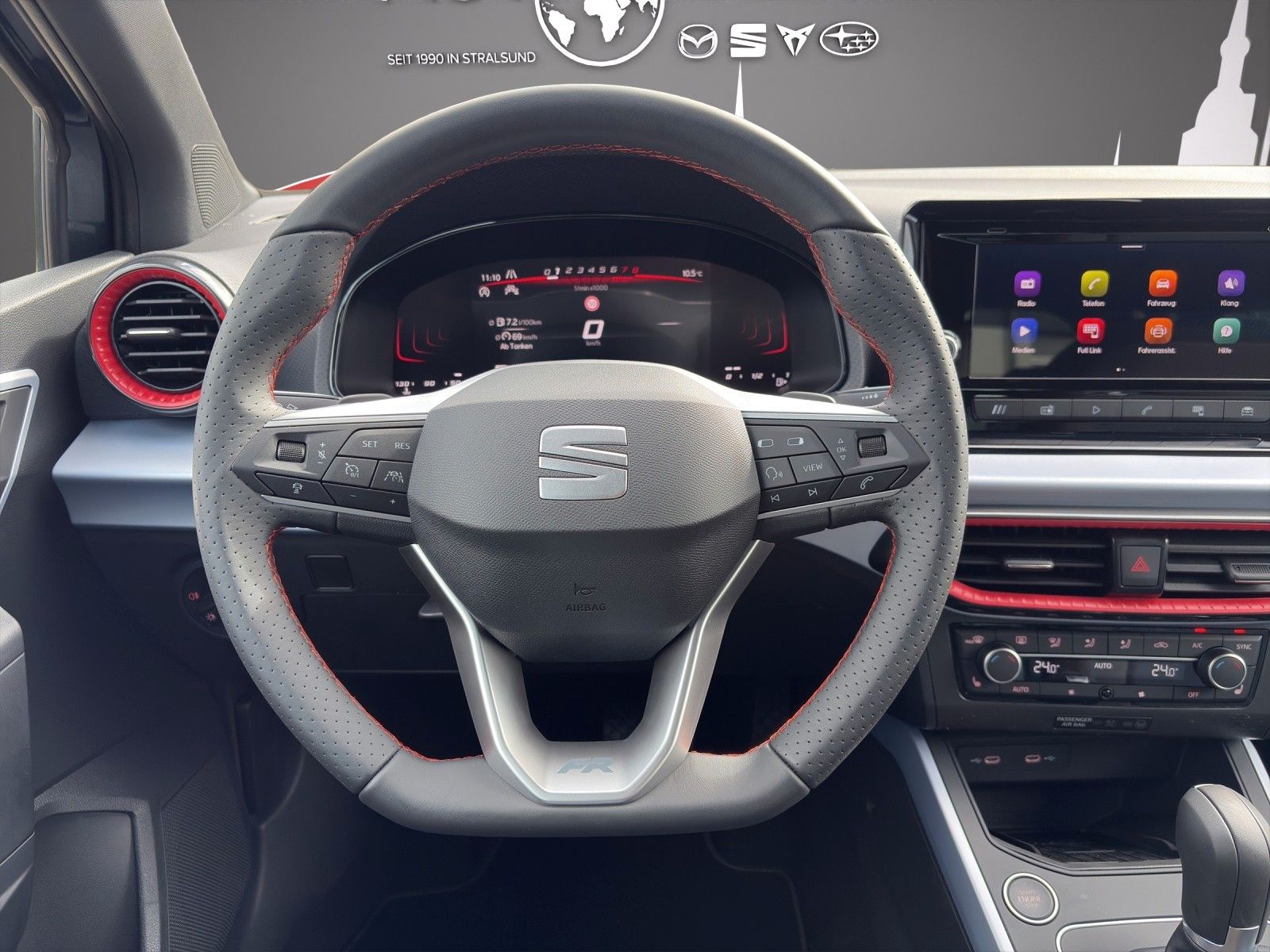 Fahrzeugabbildung SEAT Arona FR 1.0 TSI DSG AHK/ACC/RFK/SHZ/VOLLLED/KES