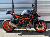 KTM 1290 SUPER DUKE R / TECH PACK / SERVICE NEU !! - Offers