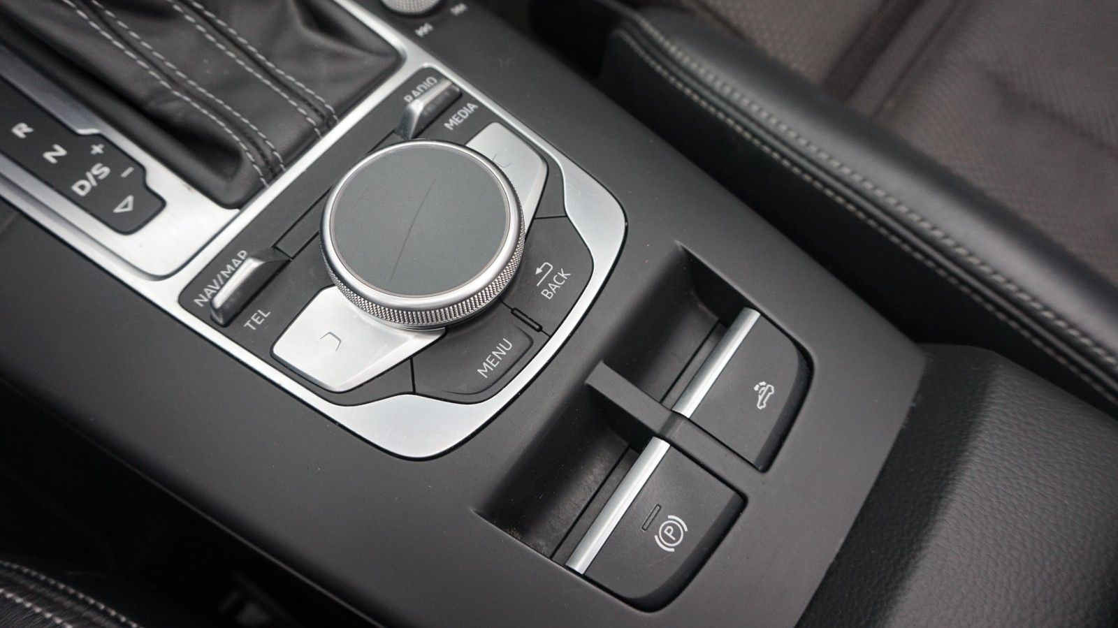 Fahrzeugabbildung Audi A3 Cabriolet S-Line Verbrauch nur 5,2L/100