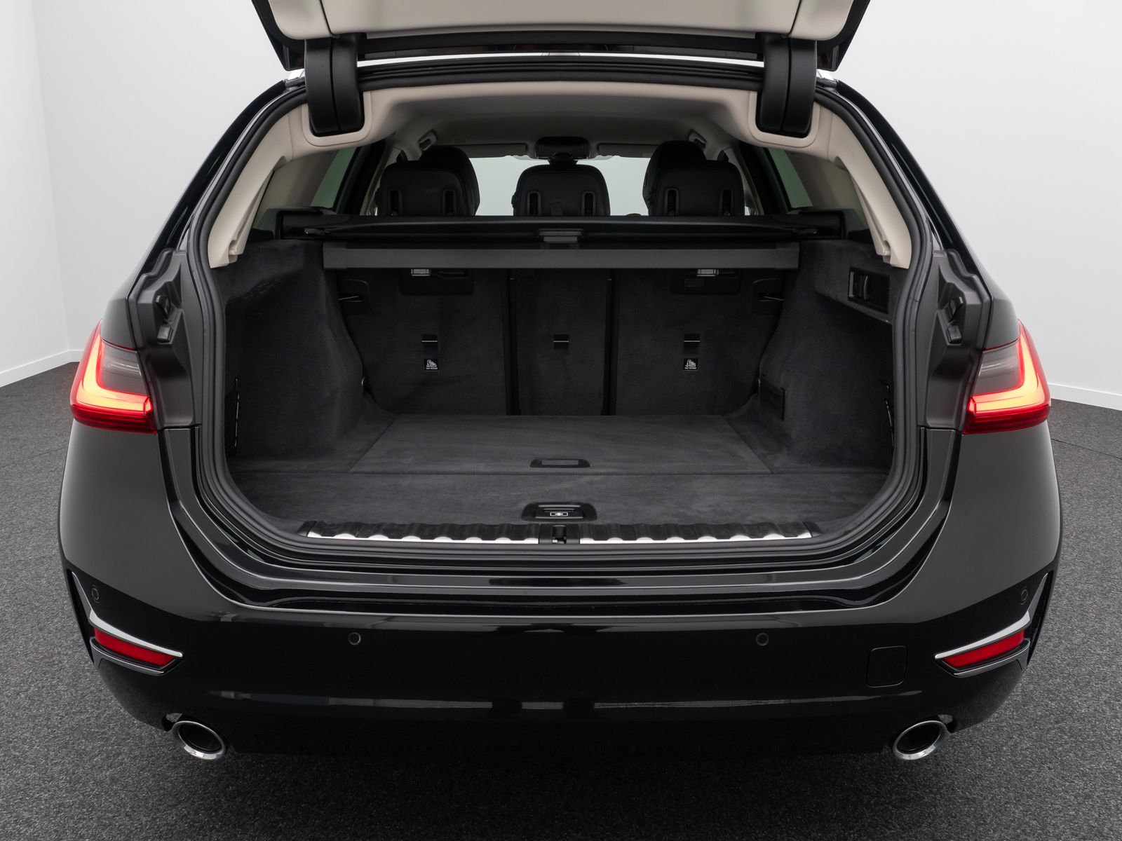 Fahrzeugabbildung BMW 320d Luxury Line DAB Leder Komfort HiFi Sport