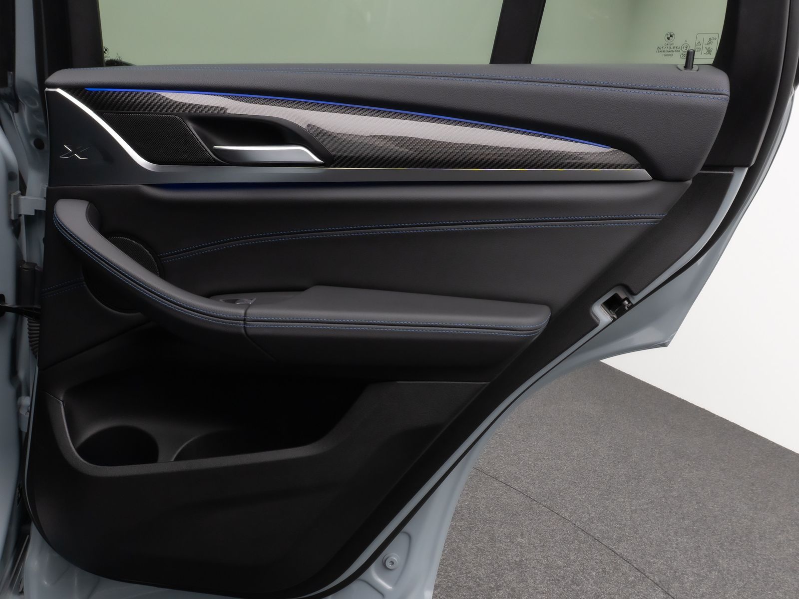 Fahrzeugabbildung BMW X4 xD30d M Sport Laser Panorama 360°HUD DAB HiFi