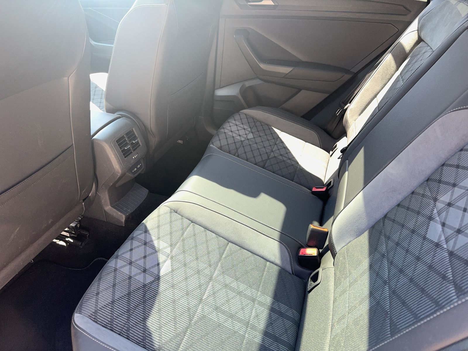 T-Roc 2.0 TDI R-Line, Climatronic, PANO, Discove