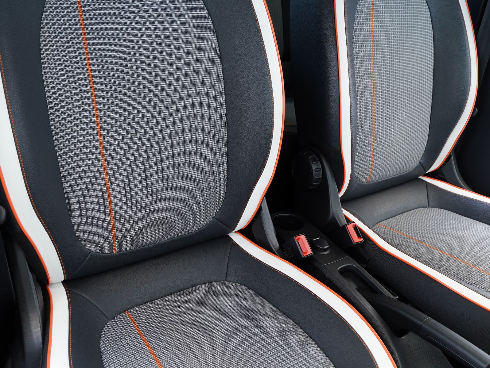 Fahrzeugabbildung Renault Twingo Vibes Electric