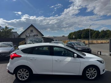 Ford Focus - 8