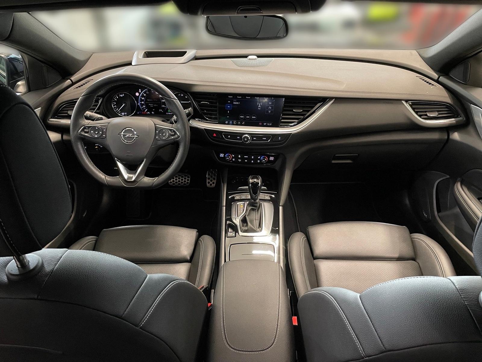 Opel Insignia B Sports Tourer 4x4 GSi *AHK*LED*KAMERA