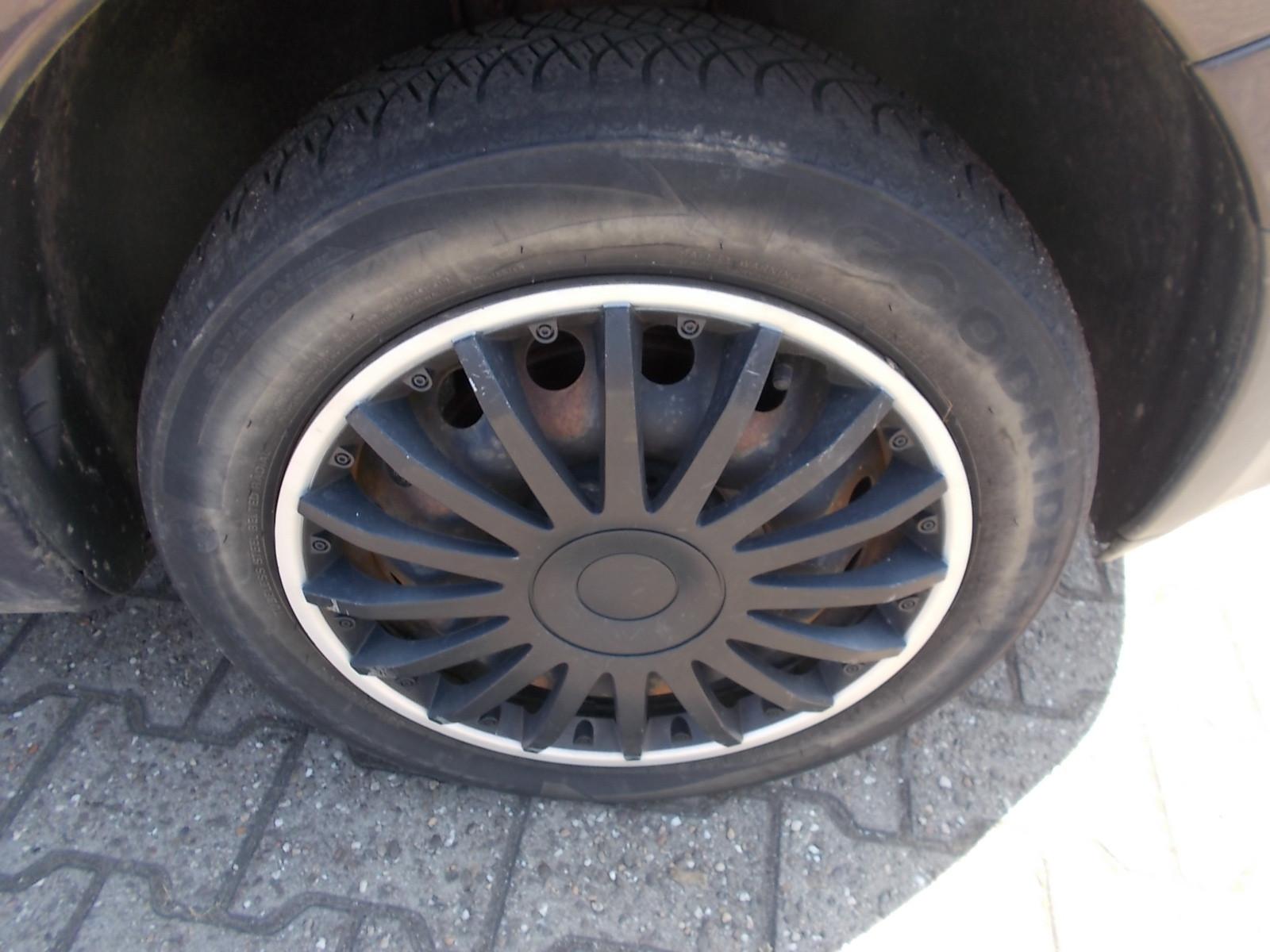 Renault Modus 2006 — photo 9