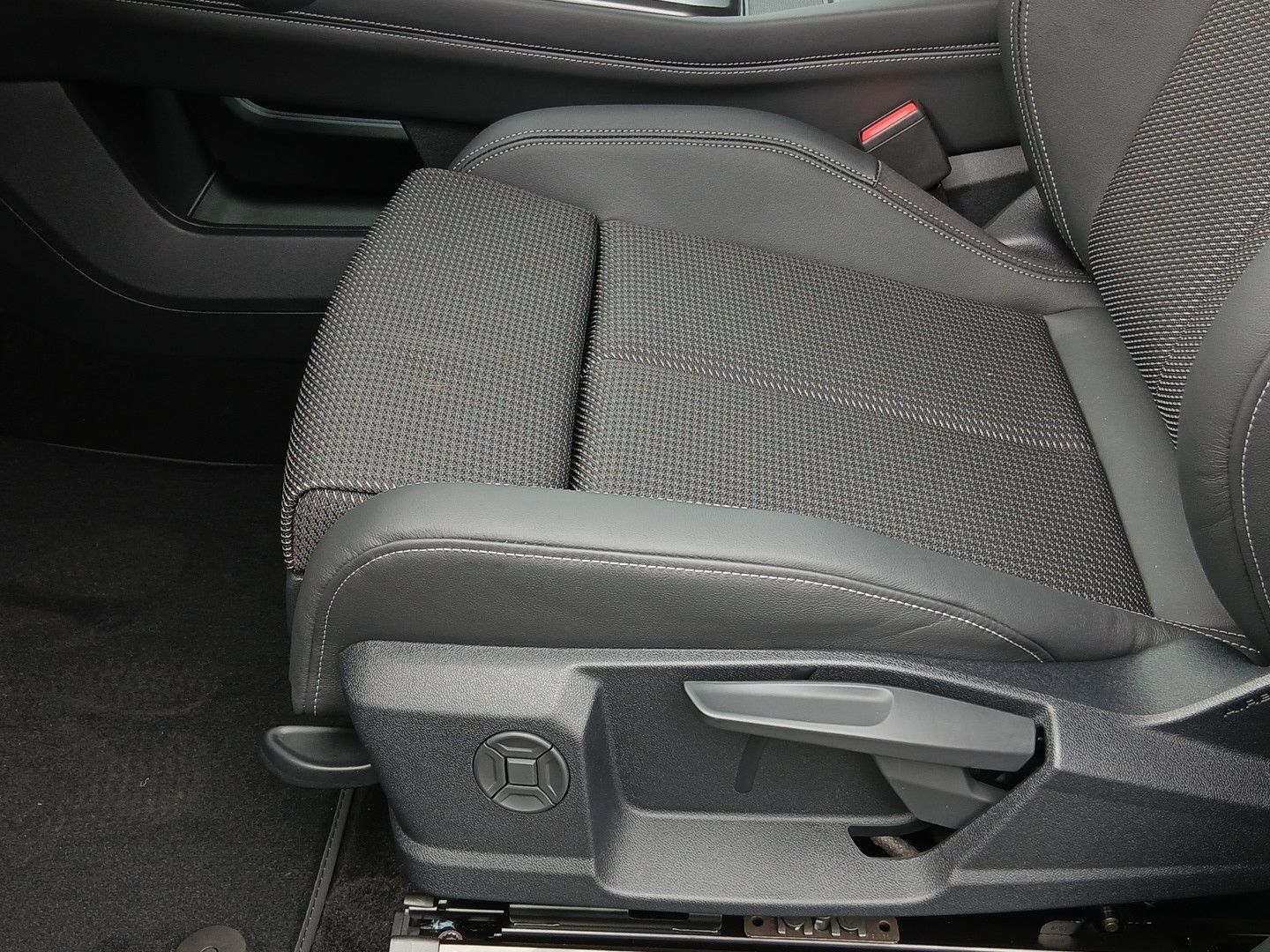 Audi Q4 e-tron - Bild 24