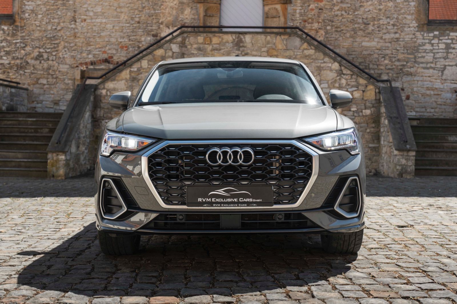 Fahrzeugabbildung Audi Q3 Sportback 45 TFSI e S-Line ACC LED GARANTIE