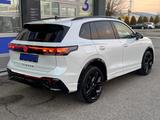 Volkswagen Tiguan 2.0 TDI DSG R-Line AHK 20Z Area Navi Matr - Volkswagen Tiguan: Weiß
