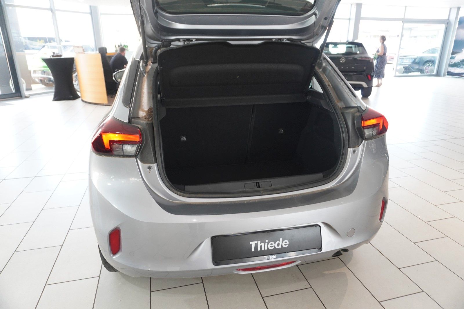 Fahrzeugabbildung Opel Corsa F 1.2 EDITION KLIMA/USB/TEMP./BT