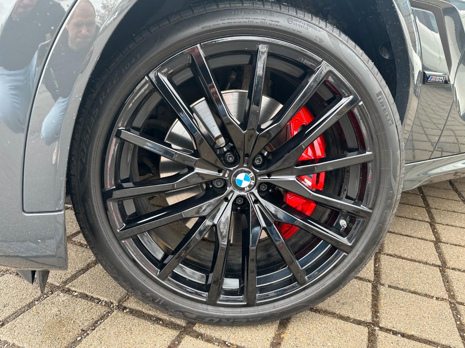 BMW X6 M60 i xDrive ACC|HUD|PANO|HARMAN|AHK|22"|