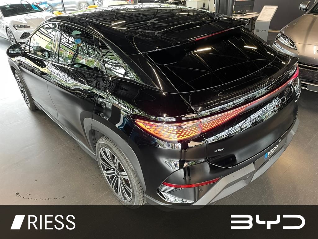 BYD SEALION 7