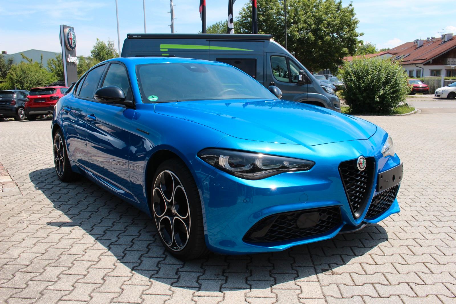 Alfa Romeo Giulia Competizione Q4 Matrix-LED