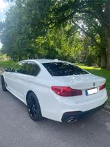 BMW 520 M-Paket Sitzbel., HUD, Live Cockpit, M-Sport - BMW 520 in Lübeck
