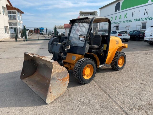 JCB 520 40 telescopic frontloader 4x4 vin 715