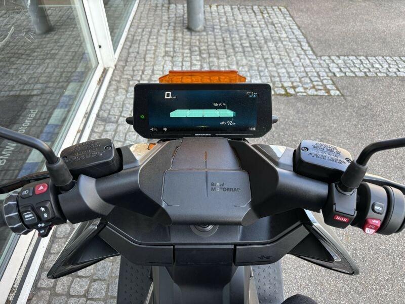 BMW CE 04 Avantg.+Dyn. Pak|+mehr| nur 3 km!!!