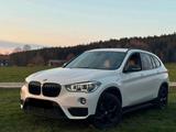 BMW X1 28i XDrive Vollausstatung - BMW 128 von privat
