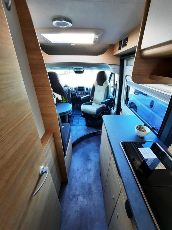 Fahrzeugabbildung Roadcar R 600 Tageszulassung 8.746 € sparen