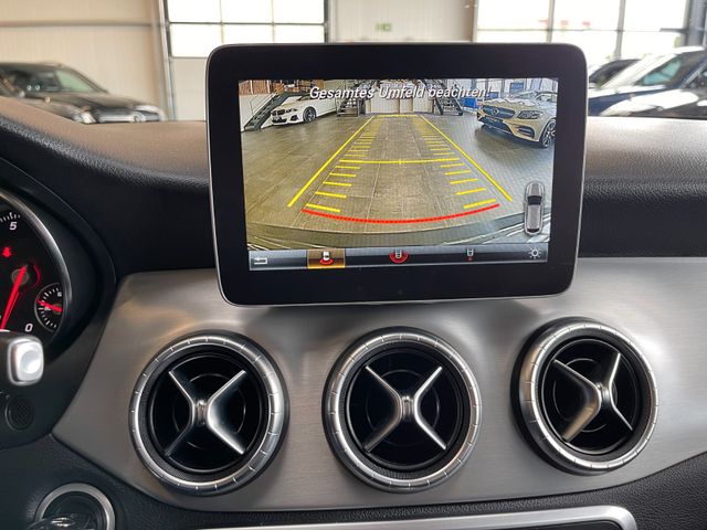 Mercedes-Benz CLA 200 Shooting Brake *KAM*NAVI*LED*PDC*PANO*
