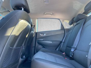 Hyundai Kona Trend Elektro Kam.+KeyLess+LED+Navi+SHZ+LM