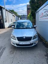 Skoda Roomster 1.4l - Skoda Roomster mit Benzin-Antrieb: Kleinbus, 1.4