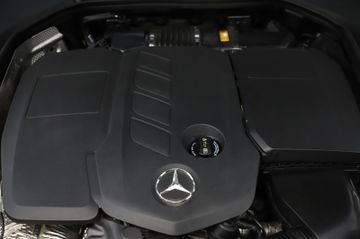 Mercedes E 220 - 12