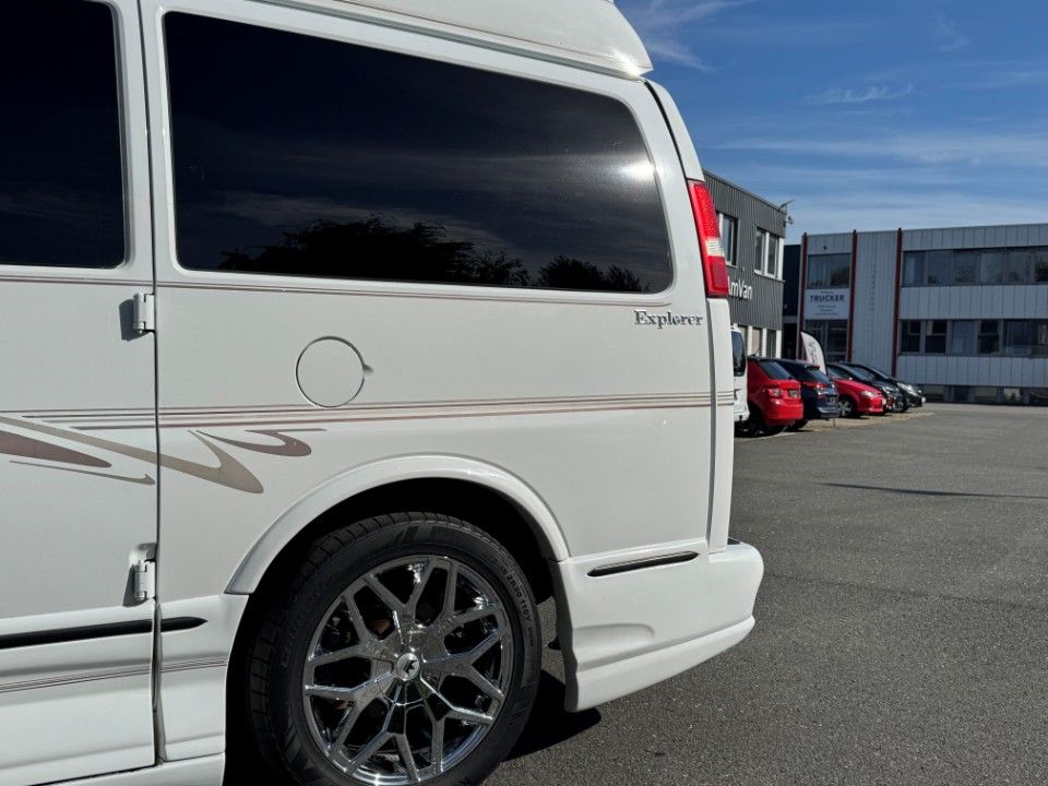 Fahrzeugabbildung Chevrolet Express Chevy Van Explorer Ltd. SE